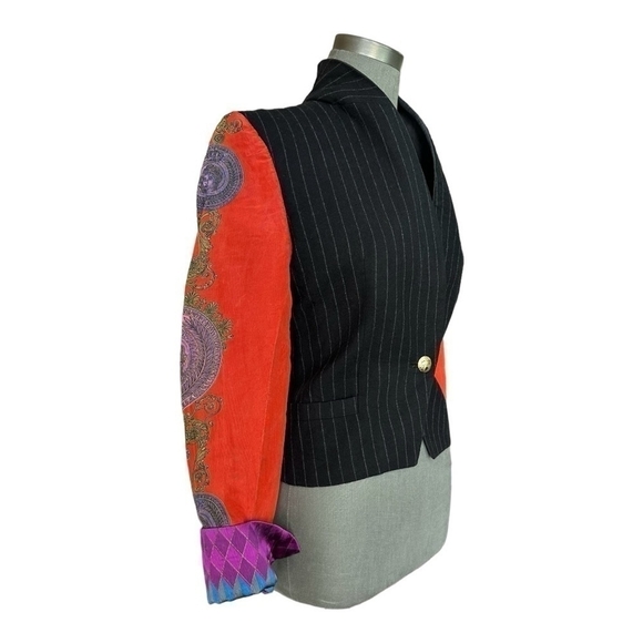 Women’s Blazer Vintage GIANNI VERSACE COUTURE Pinstripe Wool Trousers Jacket - Picture 7 of 10